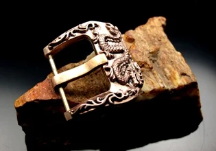 Collector buckles in bronze and silver finishes