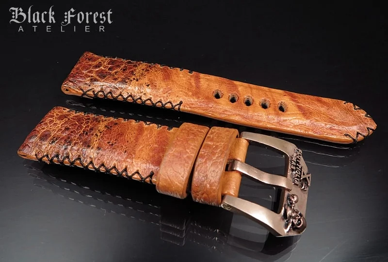 24mm/22mm Padded Handmade Toad/Frog Skin Strap Tribal Stitching DE458 – image 3