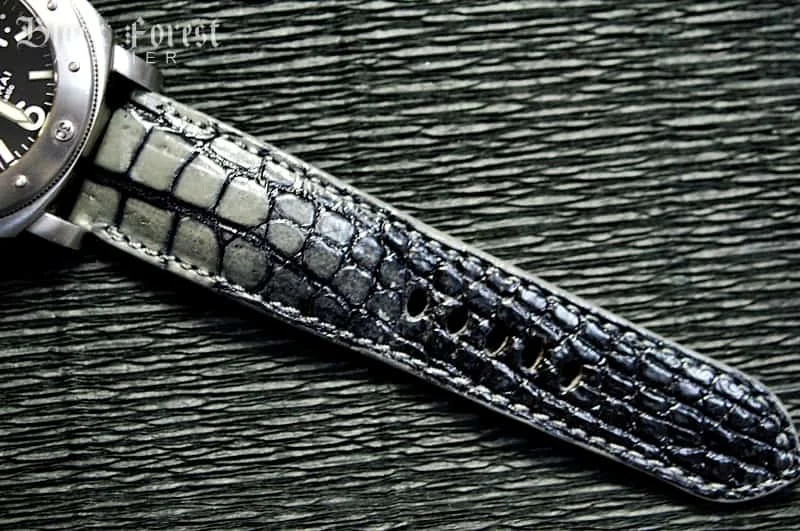 Patinated Crocodile 24mm Padded Strap compatible Panerai Nr06 – image 4