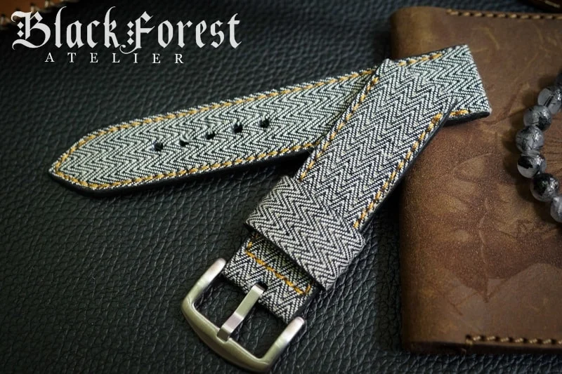 Jean on Leather strap Nr300