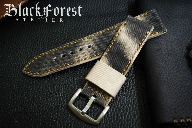Jean on Leather strap Nr300