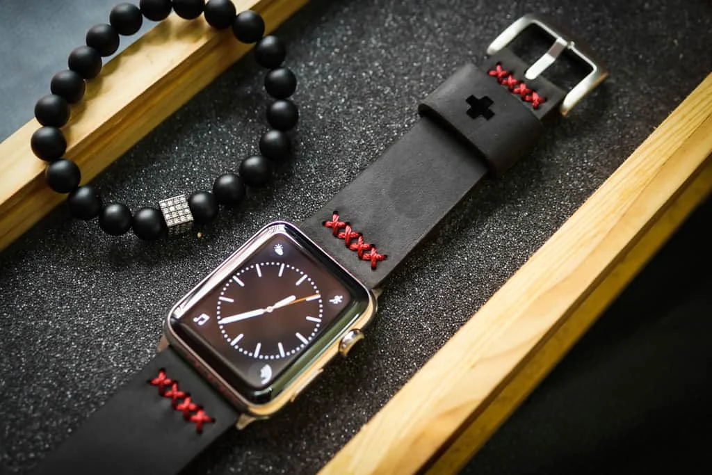 AWBF02-D123 RED handgefertigt Vintage Leder Uhrenarmband incl. Lugs Adapter für Apple Watch Serie 1 2 3 4 – Bild 2