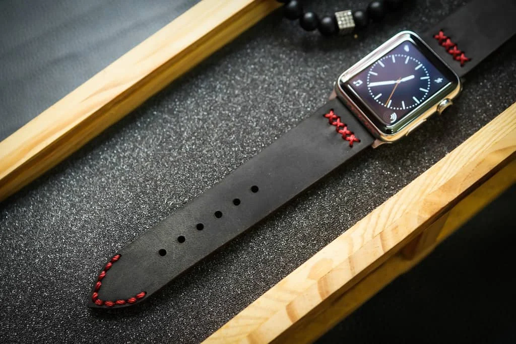 AWBF02-D123 RED handgefertigt Vintage Leder Uhrenarmband incl. Lugs Adapter für Apple Watch Serie 1 2 3 4 – Bild 4