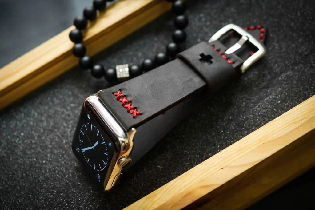 AWBF02-D123 RED handgefertigt Vintage Leder Uhrenarmband incl. Lugs Adapter für Apple Watch Serie 1 2 3 4 – Bild 5