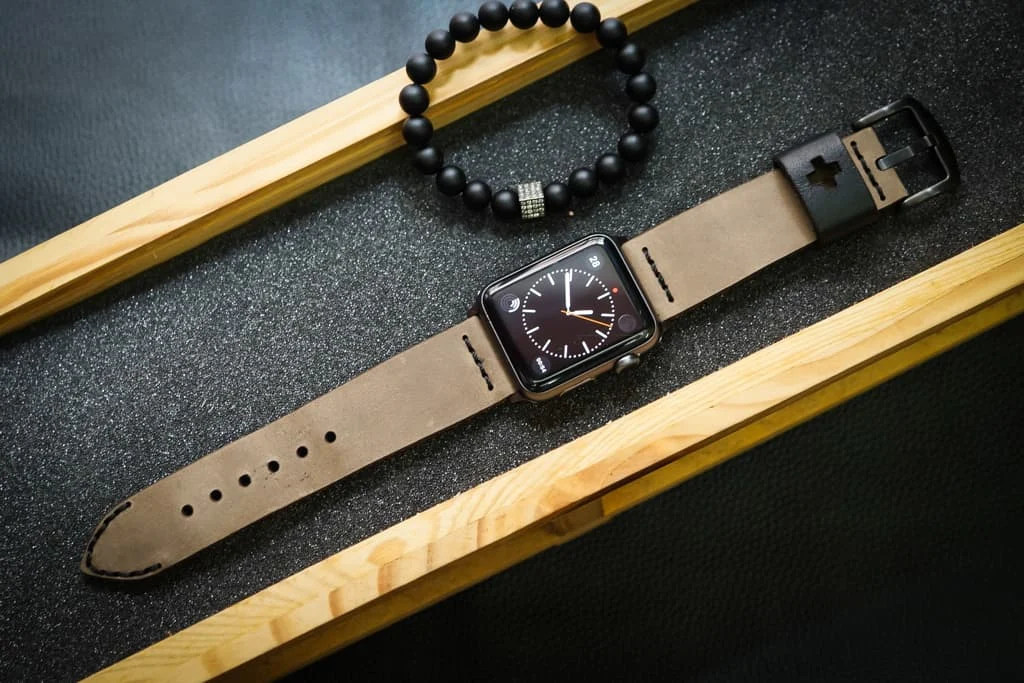 AWBF03-D3 Black handgefertigt Vintage Leder Uhrenarmband incl. Lugs Adapter für Apple Watch 1 Serie und 2 Serie (oder Apple Watch Sport) 42mm oder 38mm