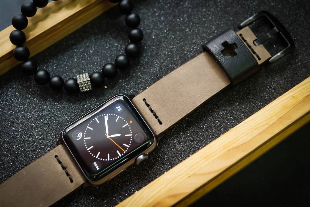 AWBF03-D3 Black handgefertigt Vintage Leder Uhrenarmband incl. Lugs Adapter für Apple Watch 1 Serie und 2 Serie (oder Apple Watch Sport) 42mm oder 38mm – Bild 3