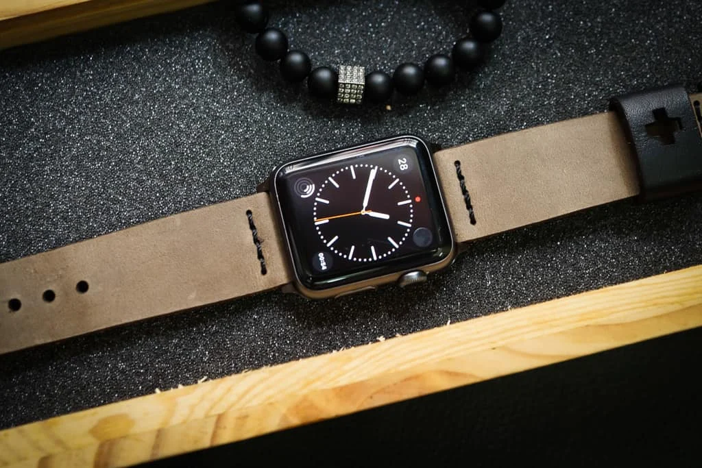 AWBF03-D3 Black handgefertigt Vintage Leder Uhrenarmband incl. Lugs Adapter für Apple Watch 1 Serie und 2 Serie (oder Apple Watch Sport) 42mm oder 38mm – Bild 2