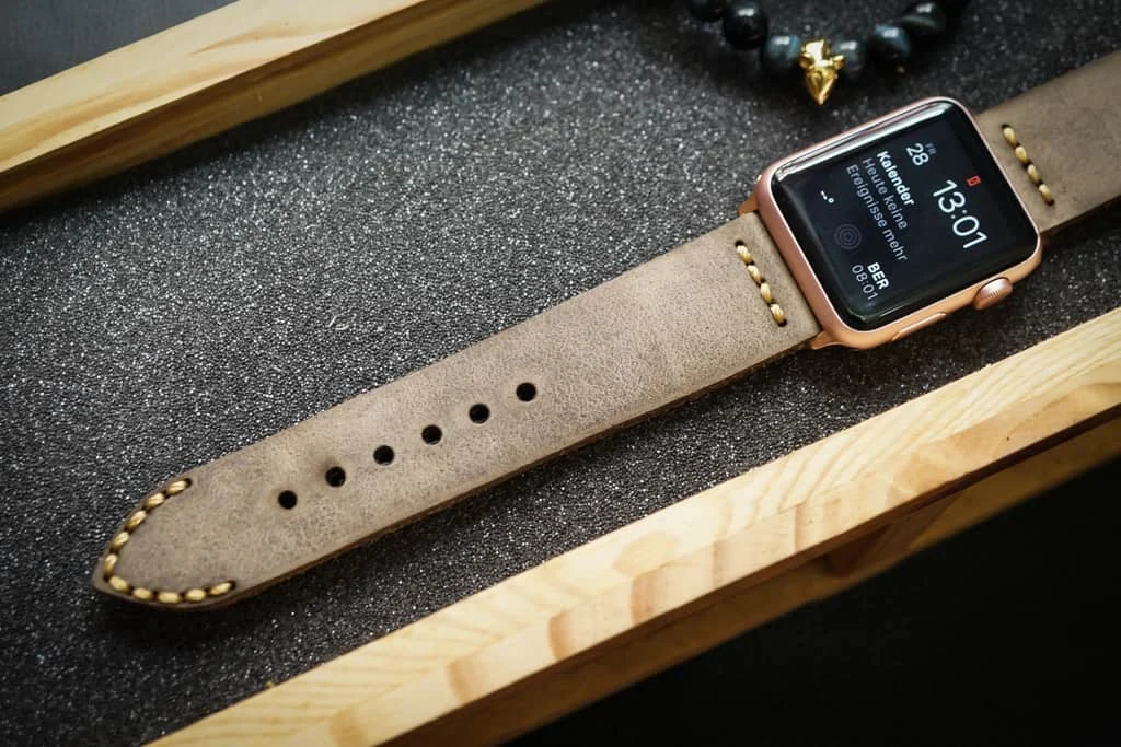 AWBF03-D3 Gold handgefertigt Vintage Leder Uhrenarmband incl. Lugs Adapter für Apple Watch 1 Serie und 2 Serie (oder Apple Watch Sport) 42mm oder 38mm – Bild 3