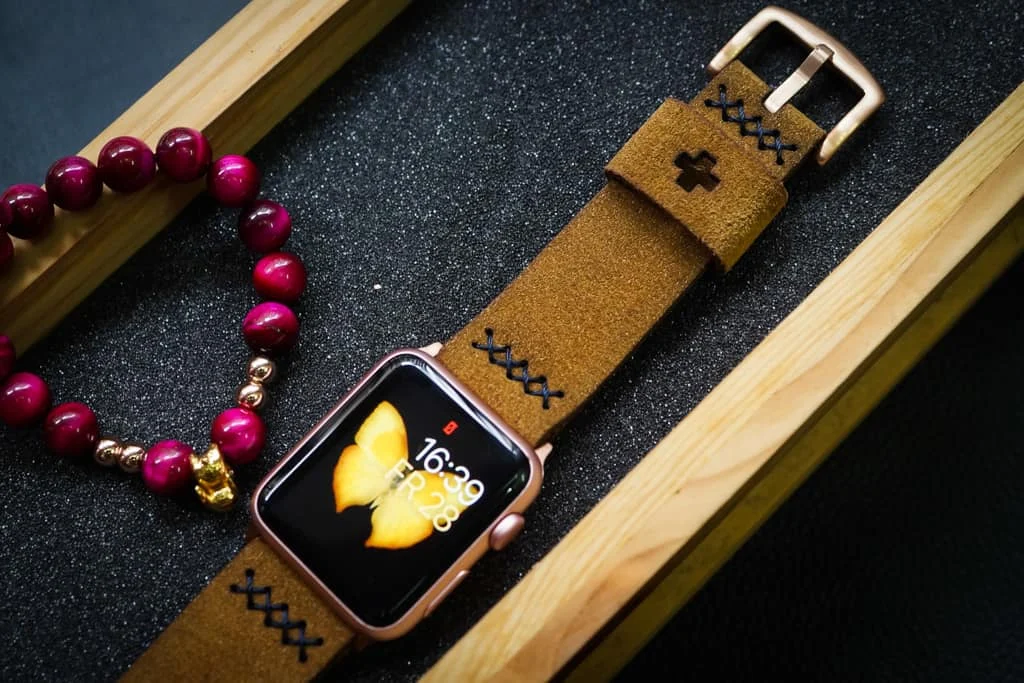 AWBF08a-DLN-BLACK handgefertigt Vintage Leder Uhrenarmband incl. Lugs Adapter für Apple Watch 1 und 2 (oder Apple Watch Sport) 42mm oder 38mm – Bild 2