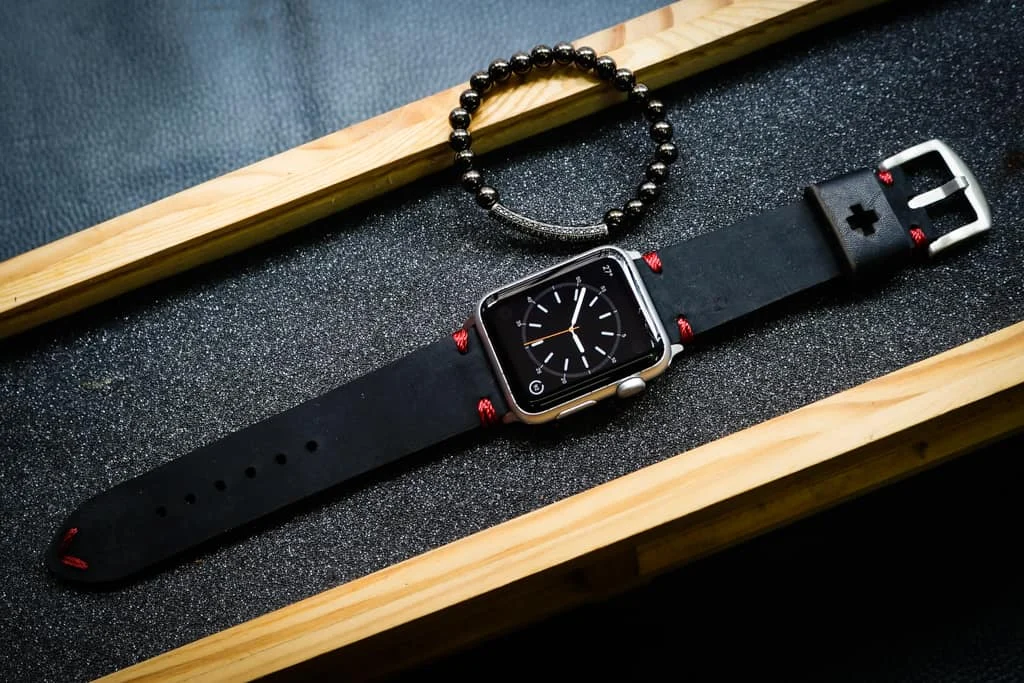 AWBF20-D123 Red handgefertigt Vintage Leder Uhrenarmband für Apple Watch Serie 1,2,3,4,5,6,7,8,Ultra,SE Uhrenarmband Band