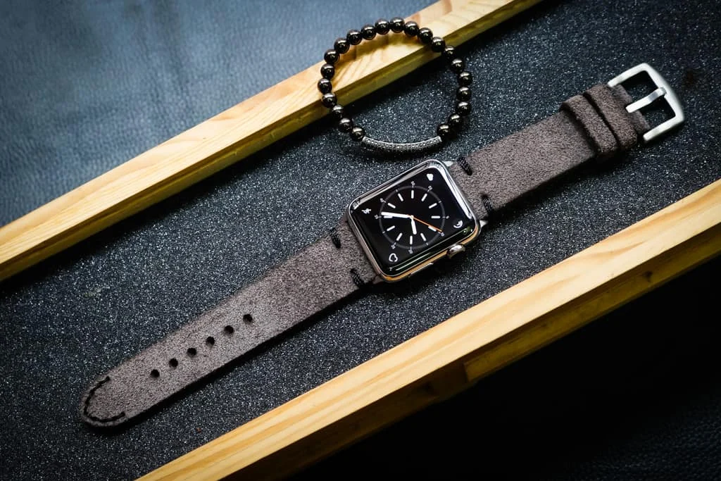 AWBF25-DLX Red handgefertigt Vintage Leder Uhrenarmband für Apple Watch Serie 1,2,3,4,5,6,7,8,Ultra,SE Uhrenarmband Band