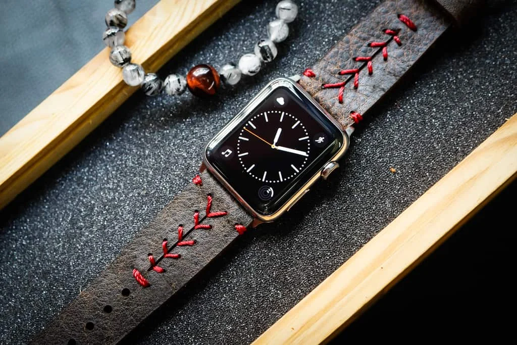 AWBF89-D2-RED handgefertigt Vintage Leder Uhrenarmband incl. Lugs Adapter für Apple Watch 1 und 2 (oder Apple Watch Sport) 42mm oder 38mm – Bild 2