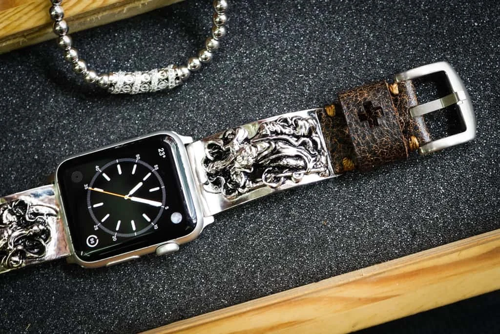 Guan Yu Silver Plated Pendants Apple Watch Strap Band for Series 123456 SE , 38/40mm or 42/44mm , Panerai, Seiko , Rolex – image 2