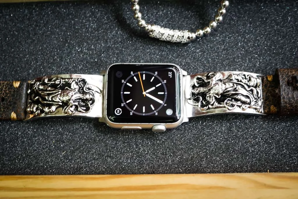 Guan Yu Silver Plated Pendants Apple Watch Strap Band for Series 123456 SE , 38/40mm or 42/44mm , Panerai, Seiko , Rolex – image 3